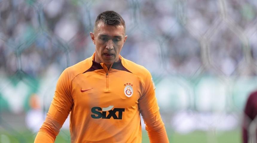 Eleştiriler sonrası veda mı etti? Kasımpaşa maçında 3 gol yiyen Muslera'dan olay yaratan paylaşım