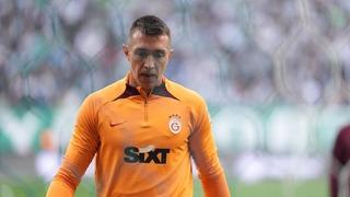 Eleştiriler sonrası veda mı etti? Kasımpaşa maçında 3 gol yiyen Muslera'dan olay yaratan paylaşım