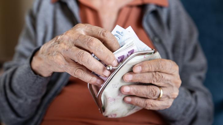 Emekli promosyonlarında rekor artış! Banka banka yeni liste belli oldu... Ekstra ödeme almak için bu detaya dikkat! G1