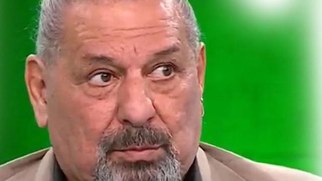 Erman Toroğlu, canlı yayına tuvalet kağıdıyla çıktı! Türk televizyonlarında yine ilginç bir an...