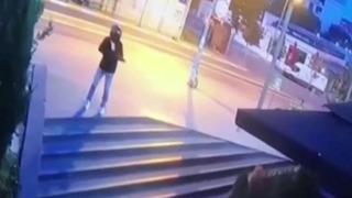 İstanbul'da iş yerlerine kurşun yağdırmışlardı! Yakalandılar