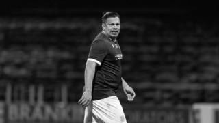 Maç sırasında bir anda yere yığıldı! 'Tyson' lakaplı Fabian Caballero hayatını kaybetti... Arsenal'den açıklama geldi