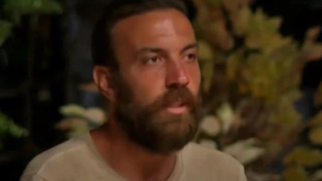 Mert Öcal ve Sude Burcu'nun düğününe böyle gitti! Sercan Yıldırım gömleğindeki ruj izini fark etmedi! Görenler şaştı kaldı