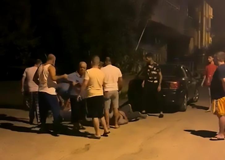 'Narin ve Sıla kızımıza üzülürken başımıza bu geldi!' Adana'yı karıştıran istismar: Mahalleli yerlerde sürükledi, evine spreylerle bunlar yazıldı G1