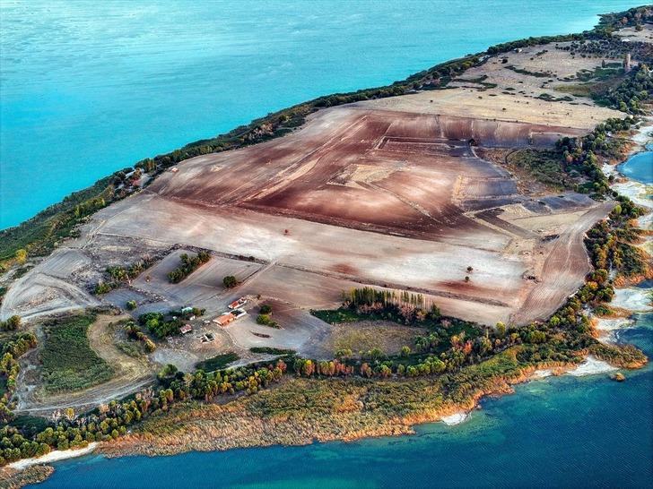 Konya'da satılık ada 'Çok talep var' 165 milyon TL! Metrekaresi 9 dolar... Bir bir geliyorlar 'Heyecan uyandırıyor, kentte böyle bir yer yok' G5