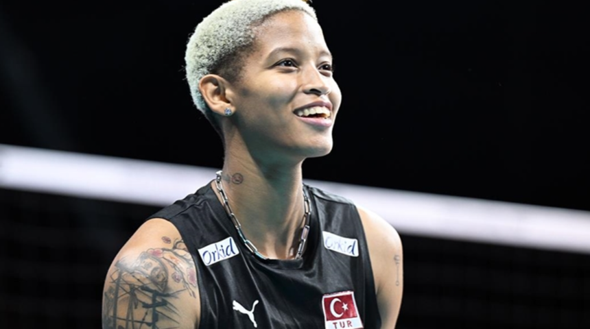 Voleybolcu Melissa Vargas yeni saç stili ile dikkat çekti! Sosyal medyada beğeni topladı