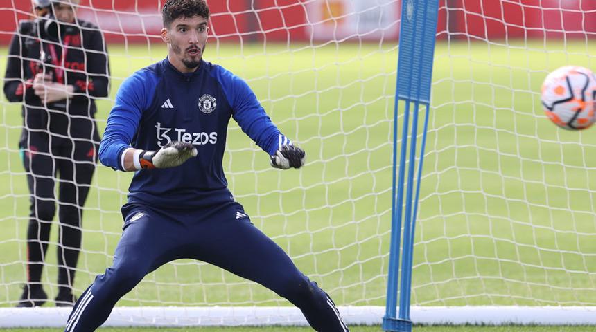 Altay Bayındır'ın Manchester United kariyeri sona erdi! İngiliz devinden deprem etkisi yaratan hamle...