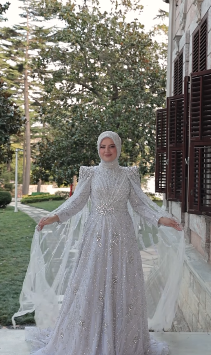 Kadir Ezildi'nin nişanlısı Gamze Türkmen'in türbansız halini ifşa ettiler! Söylemezsem Olmaz ekibine tepki yağdı G2