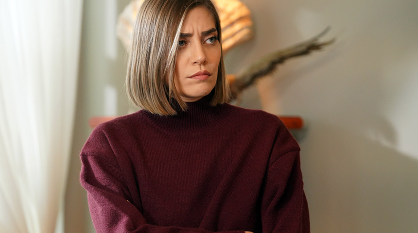 Diziden ayrılmıştı! Yalı Çapkını'nın Asuman'ı Öznur Serçeler final tarihini ağzından kaçırdı