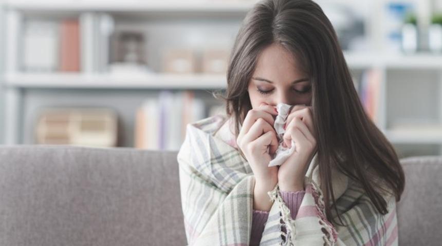 Op. Dr. U&ccedil;al: Grip ve nezle karıştırılıyor