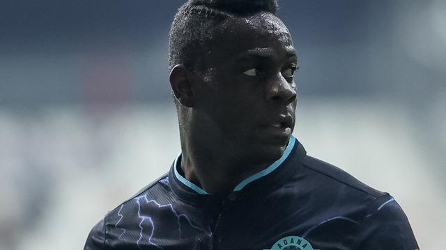 Balotelli'nin yeni adresi hayranlarını bile şaşırttı! ''Oraya kadar düştü mü?"