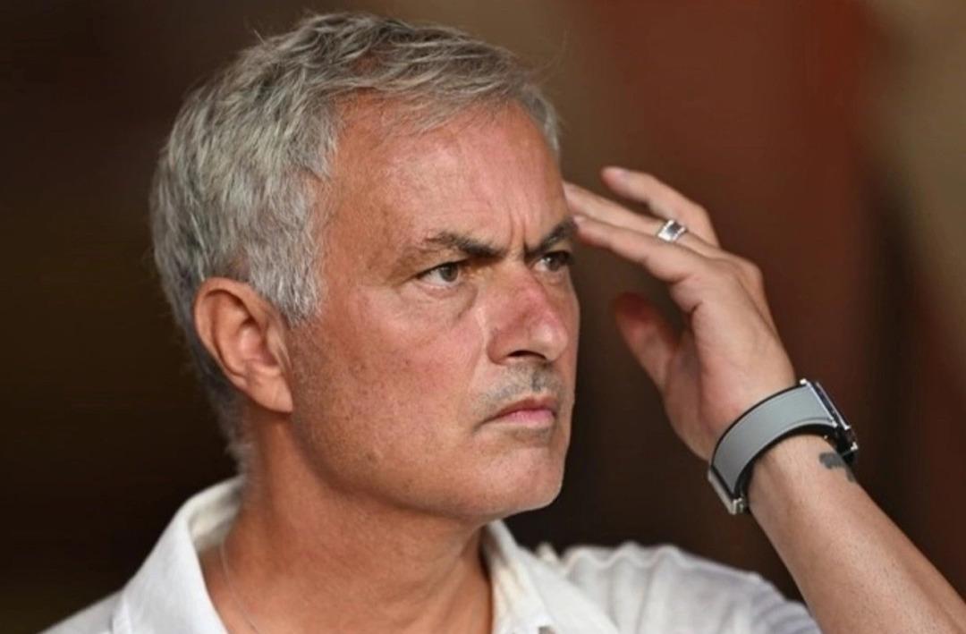 Elazığspor'dan Jose Mourinho paylaşımı! 1 milyona yakın etkileşim alarak rekora koşuyor...