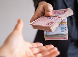 Emekli banka promosyonu 24 bin TL'ye çıktı! Kampanyalar katlandıkça katlandı 'Emeklinin işine geliyor' Kredi faizinden market harcamasına... Yüzde 50 indirim