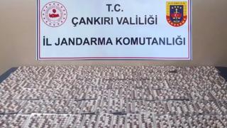 Sentetik ecza haplarına operasyon! 8 bin 260 adet ele geçirildi