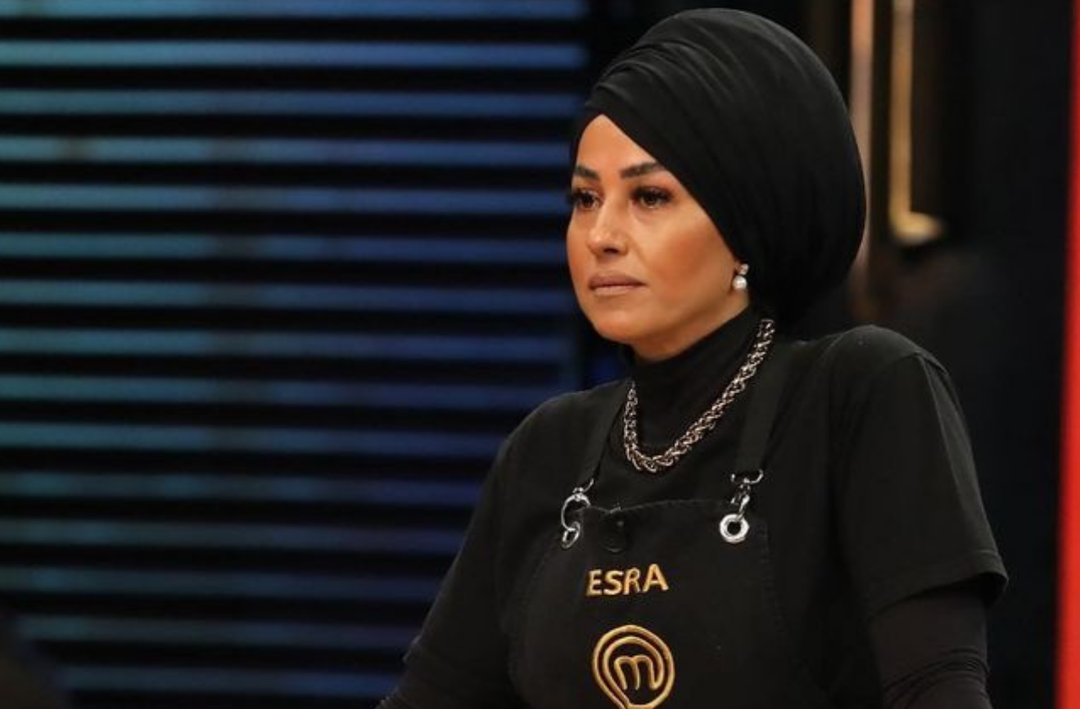 MasterChef'in eski yarışmacısı Esra Tokelli'nin makyajı olay oldu! 'Bu  kötülüğü insan neden yapar?'