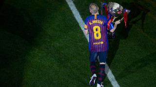 Futbolda bir devir daha sona eriyor... Andres Iniesta futbolu bırakıyor!