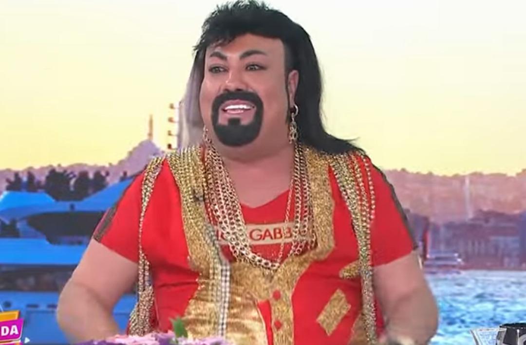 Kobra Murat kilo kilo altını ve evleri olduğunu s&ouml;ylemişti! Varını yoğunu koyup 4 katlı apartman yaptırdı: Galata Kulesi g&ouml;z&uuml;k&uuml;yor