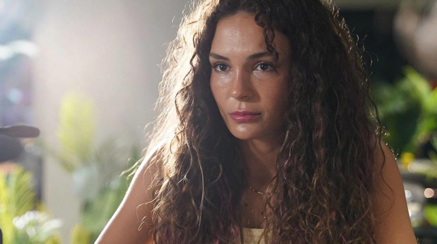 Ebru Şahin'den iddialı dönüş! Yeni dizisi Gizli Bahçe'de eskortu canlandıracak! 