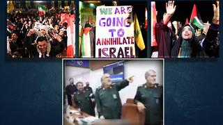 İsrail'e yağan füzeler İranlıları sevinçten havalara uçurdu: Saldırı sonrası tatlı ikramı! Emrin verildiği anlar ortaya çıktı