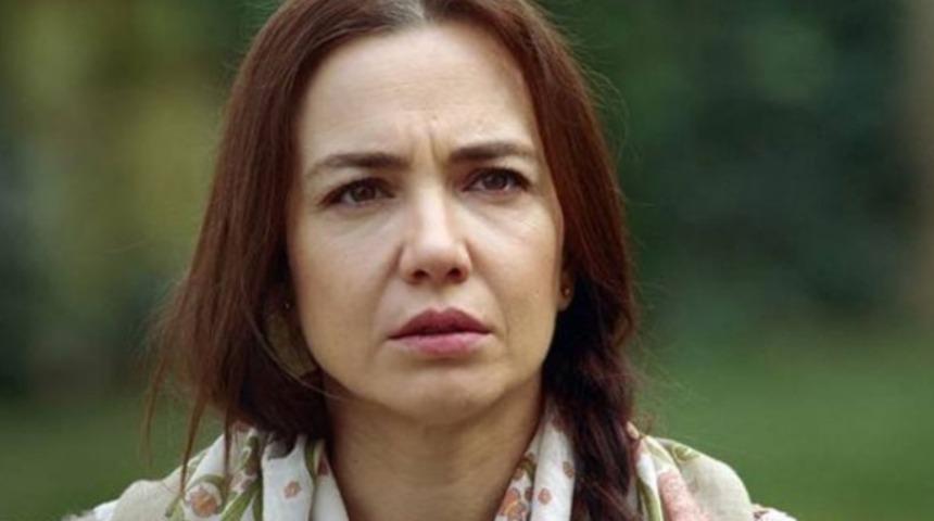 Meme kanserini yenmişti! Deniz Uğur apar topar ameliyata alındı! Dua istedi 