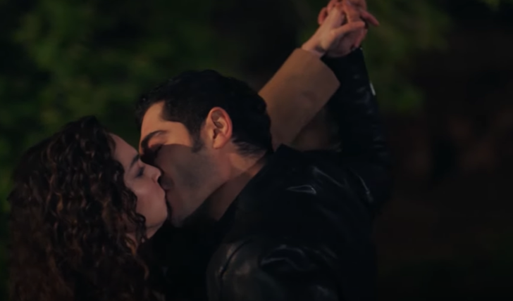 Yaş farkı tepki çekmişti! Su Burcu Yazgı ve Burak Deniz'in Bir Gece Masalı'nda öpüşmesi olay oldu!  G1