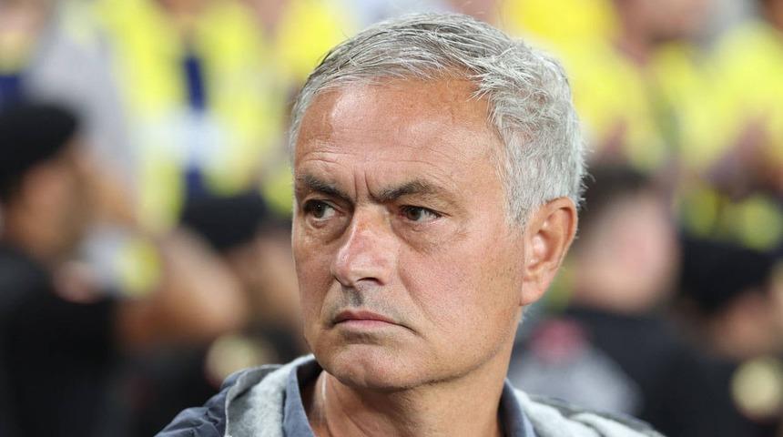 Fenerbahçe'de Allan Saint-Maximin krizi! Takım arkadaşları Mourinho'ya şikayet etti