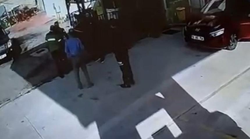 Polisler ile akaryakıt istasyonu çalışanı arasında arbede çıktı! Soruşturma başlatıldı