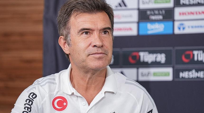 Feyyaz Uçar ıslıklı tepkiler sonrası taraftara seslendi! ''Van Bronckhorst'u haklı bulduk''