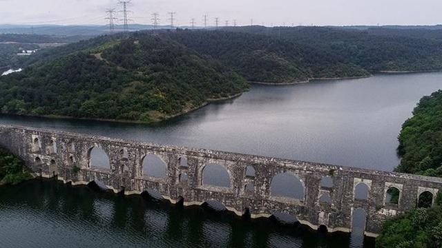 Bardaktan boşanırcasına yağdı ama... İstanbul'da barajlar yüzde 40'ın altına düştü! İstanbullu susuz kalabilir! 