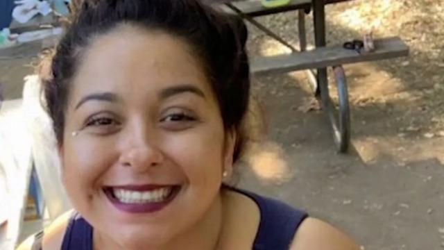 5 çocuk annesi canice katledildi! Çocuklarının gözü önünde sevgilisi tarafından bıçaklanarak öldürüldü