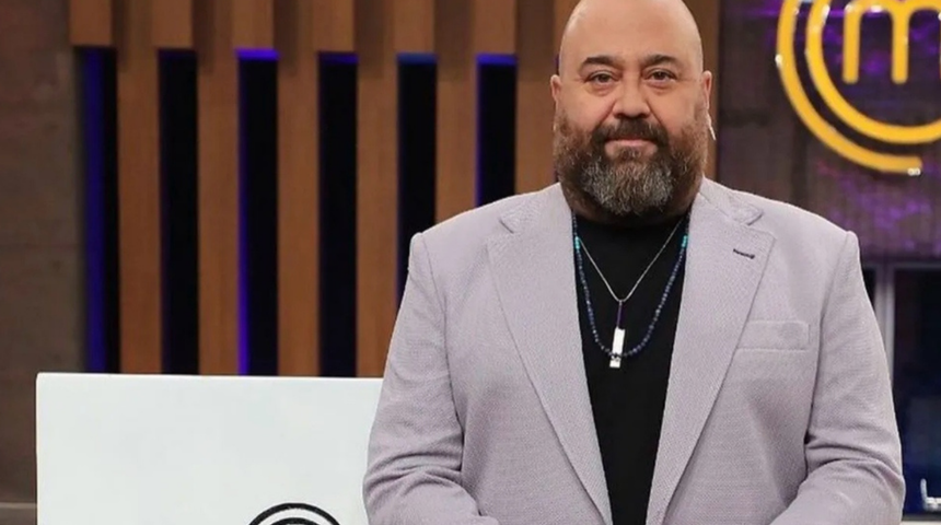 MasterChef jürisi Somer Şef'in kombini sosyal medyada gündem oldu! 'Zeki Müren gibi...'