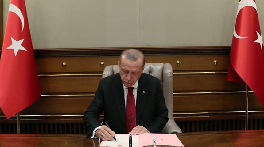 Cumhurbaşkanı Erdoğan imzaladı! Atama ve görevden alma kararları yayımlandı