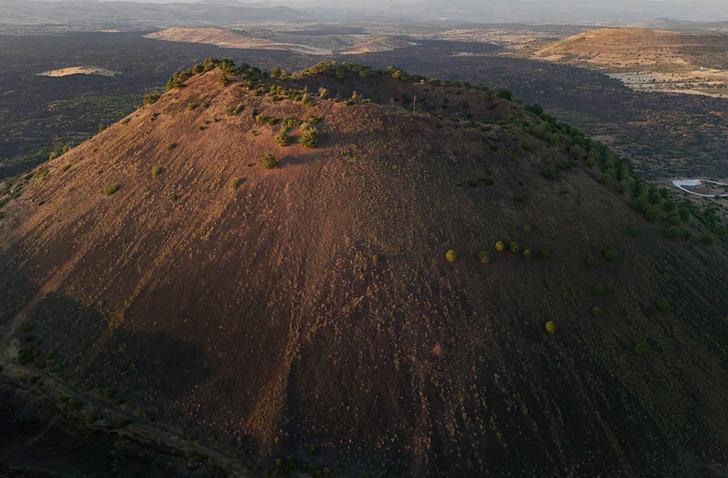 Manisa'da püskürme riski taşıyan volkan bulundu! 8 magma odası var; her an yüzeye çıkabilir… G1