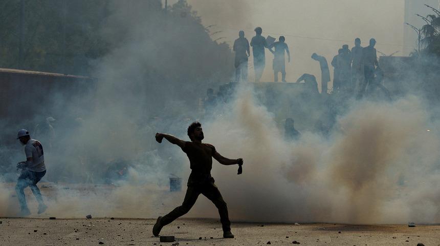 Pakistan'da ortalık karıştı! Polis yetersiz kaldı, ordu sokağa indi