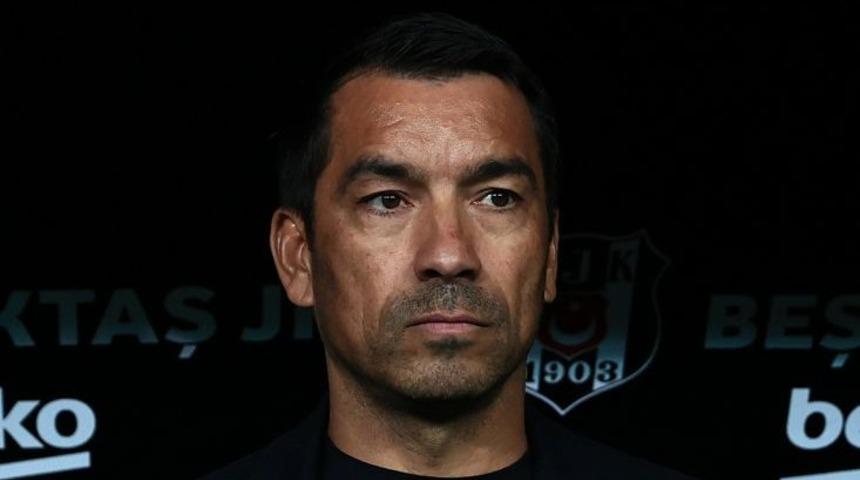 Beşiktaş Teknik Direktörü Giovanni Van Bronckhorst'tan gönderme!  "En önemli detay...''