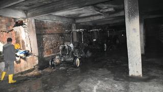 Sinop'ta fabrikada çıkan yangında üç traktör yandı