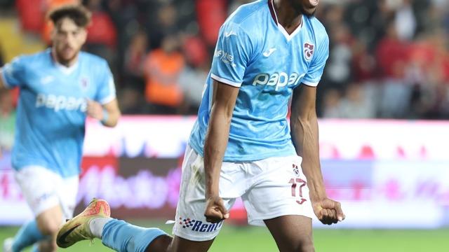 Trabzonspor’un en skoreri Simon Banza