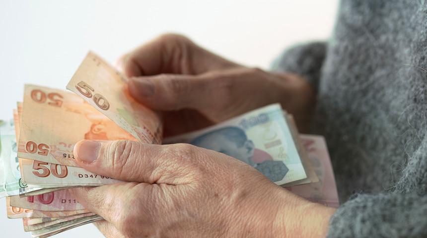 EYT düzenlemesinde staj detayı... Mağdurlar için bir kapı resmen açıldı! SGK Uzmanı Özgür Erdursun açıkladı: O tarihe dikkat ederseniz emekli olabilirsiniz