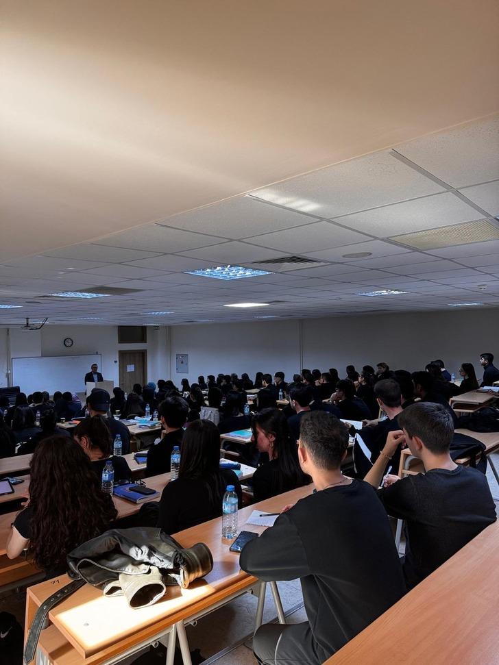 Yürekleri karartan haberler üniversiteleri de siyaha bürüdü: Öğrenciler iş birliği yaptı, kampüslerden kapkara görüntüler geldi G1