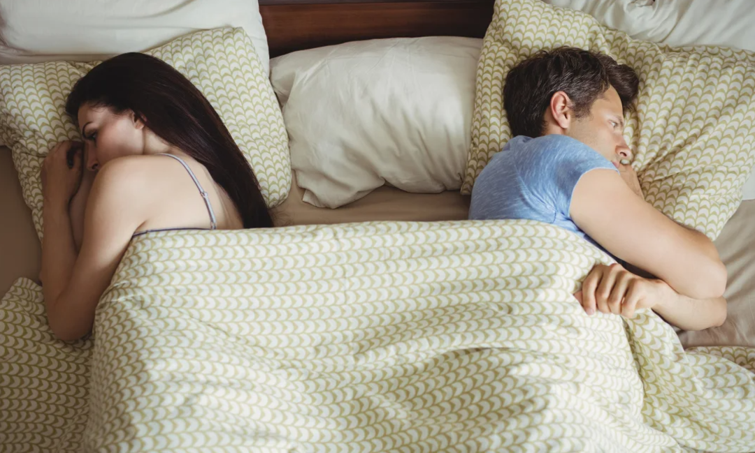 Partnerinize karşı cinsel &ccedil;ekim hissetmiyorsanız bilmeniz gerekenler! Kıvılcımı geri getirmek m&uuml;mk&uuml;n m&uuml;?