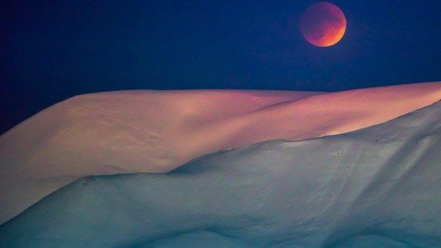 Kanlı Ay Tutulması nedir? Kanlı Ay Tutulması Türkiye'den izlenebilecek mi?