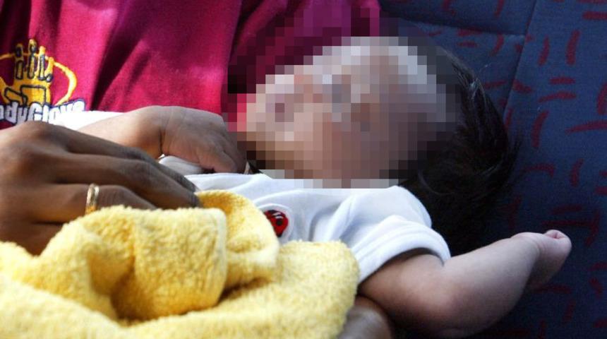 Kumar bağımlısı baba para kazanmak için 11 aylık bebeğini internet üzerinden sattı! Anne işten eve geldiğinde çocuğunu bulamadı