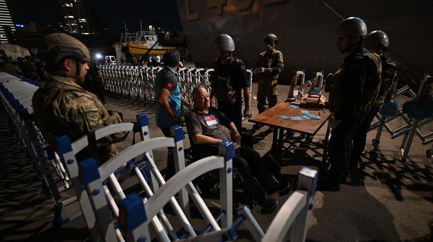 Türkiye, Lübnan'dan sivillerin tahliyesine başladı! Savaş gemileri de eşlik edecek