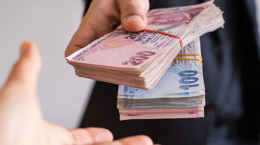 Faiz yeniden zirve yaptı! Bankada parası olanlar dikkat! Döviz kurundaki hareketlilik sonrası her şey değişti…