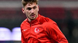 Milli Takım kampında skandal konuşma! Beşiktaş taraftarları ortalığı ayağa kaldırdı! Semih Kılıçsoy için kullanılan ifadeler sosyal medyada gündem oldu! ''Niye çağırmışlar?