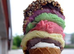 Liste kabardıkça kabardı...Bir top dondurma 75 liraydı! Tekin Usta Yüzde 100 keçi sütü diyerek vatandaşı kandırmış!