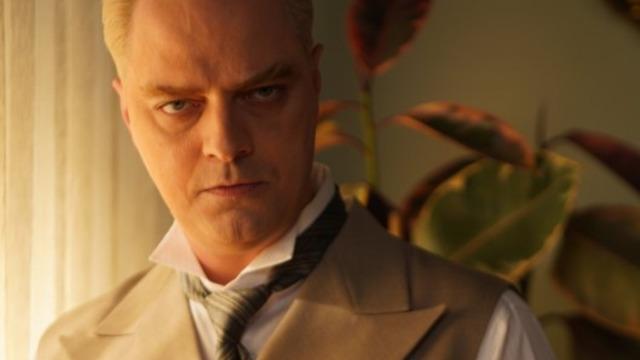 Başrollerini Salih Bademci ve Birce Akalay'ın üstlendiği Bir Cumhuriyet Şarkısı filminin fragmanı paylaşıldı... Beğeni topladı