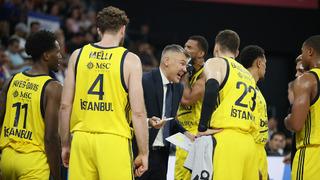 Anadolu Efes çabaladı ama olmadı! Euroleague'de olaylı maçın kazananı Fenerbahçe Beko 