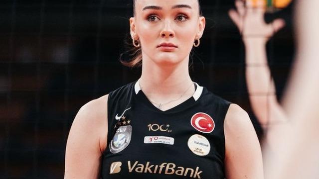 O ismi duyan şaştı kaldı... Zehra Güneş'in Telefonundaki en ünlü kişi bakın kimmiş