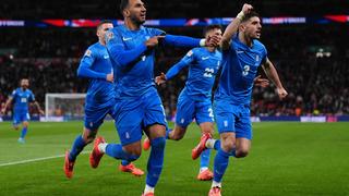 Her şey 6 dakikada oldu! Yunanista İngiltere'yi 2-1 mağlup etti Uluslar Ligi'nde tarih yazdı